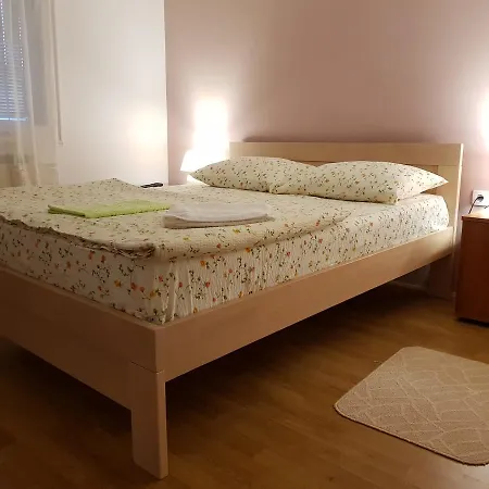 Апартаменты Apartment Holiday Врнячка-Баня