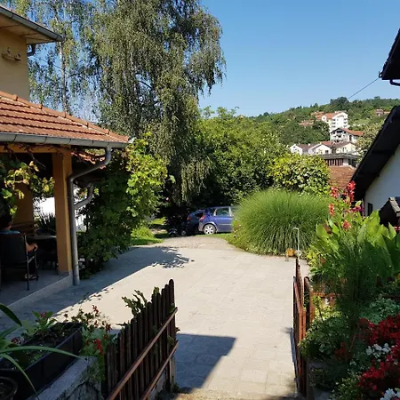 Апартаменты Apartment Holiday