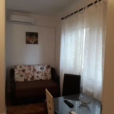 Apartment Holiday * Врнячка-Баня